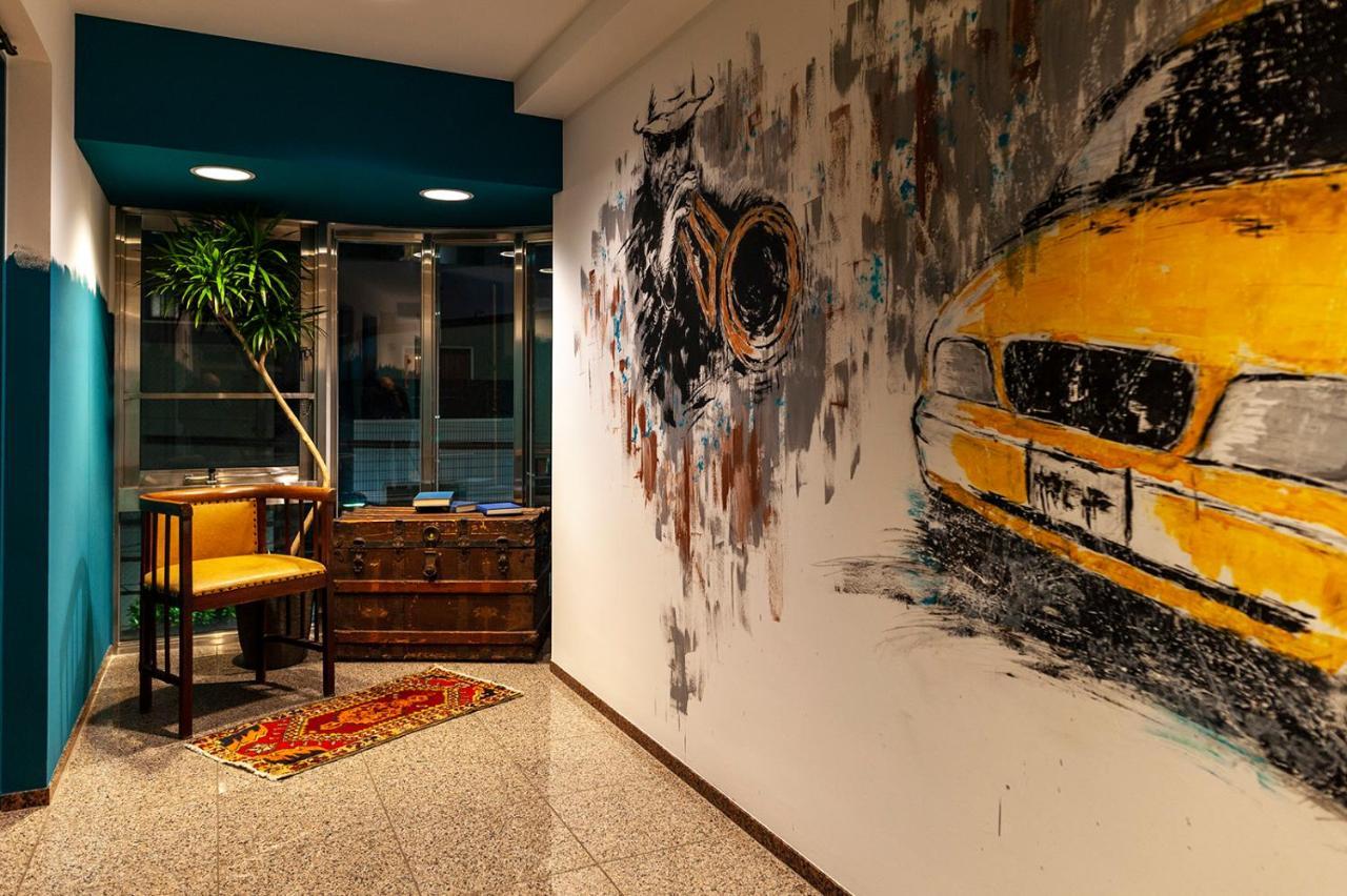Hotel Toms Tokio Zewnętrze zdjęcie