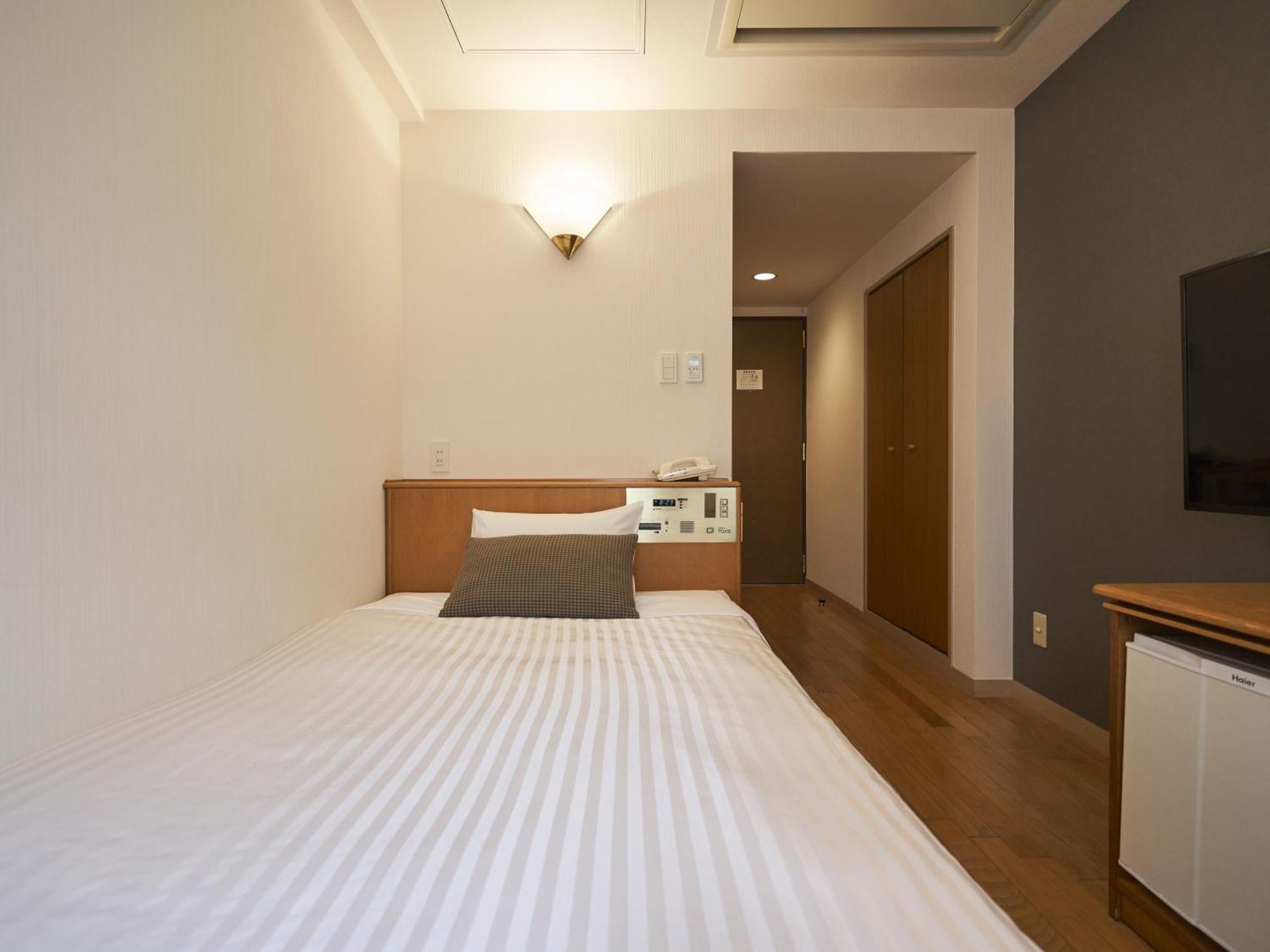 Hotel Toms Tokio Zewnętrze zdjęcie
