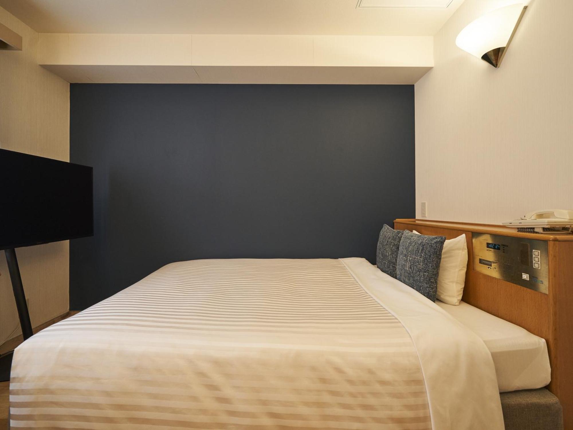 Hotel Toms Tokio Zewnętrze zdjęcie